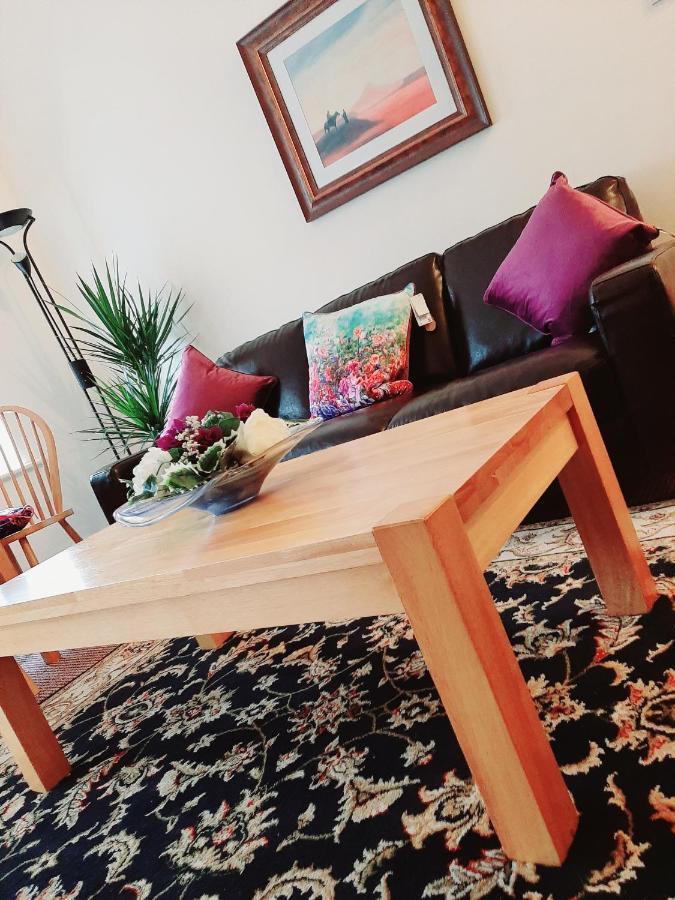 Main Street Apartment Carrick on Shannon Eksteriør bilde
